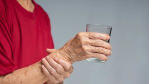 does kratom make you shake