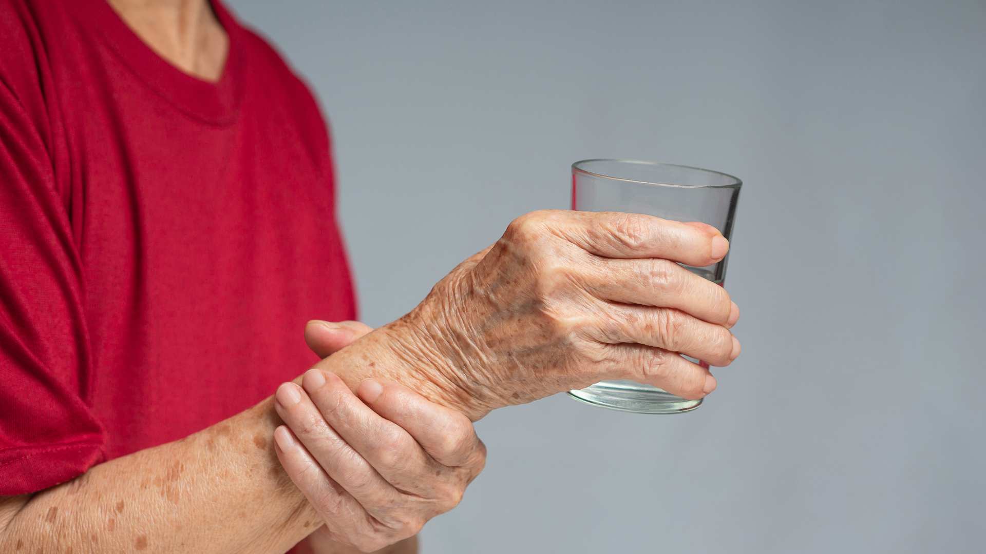 does kratom make you shake